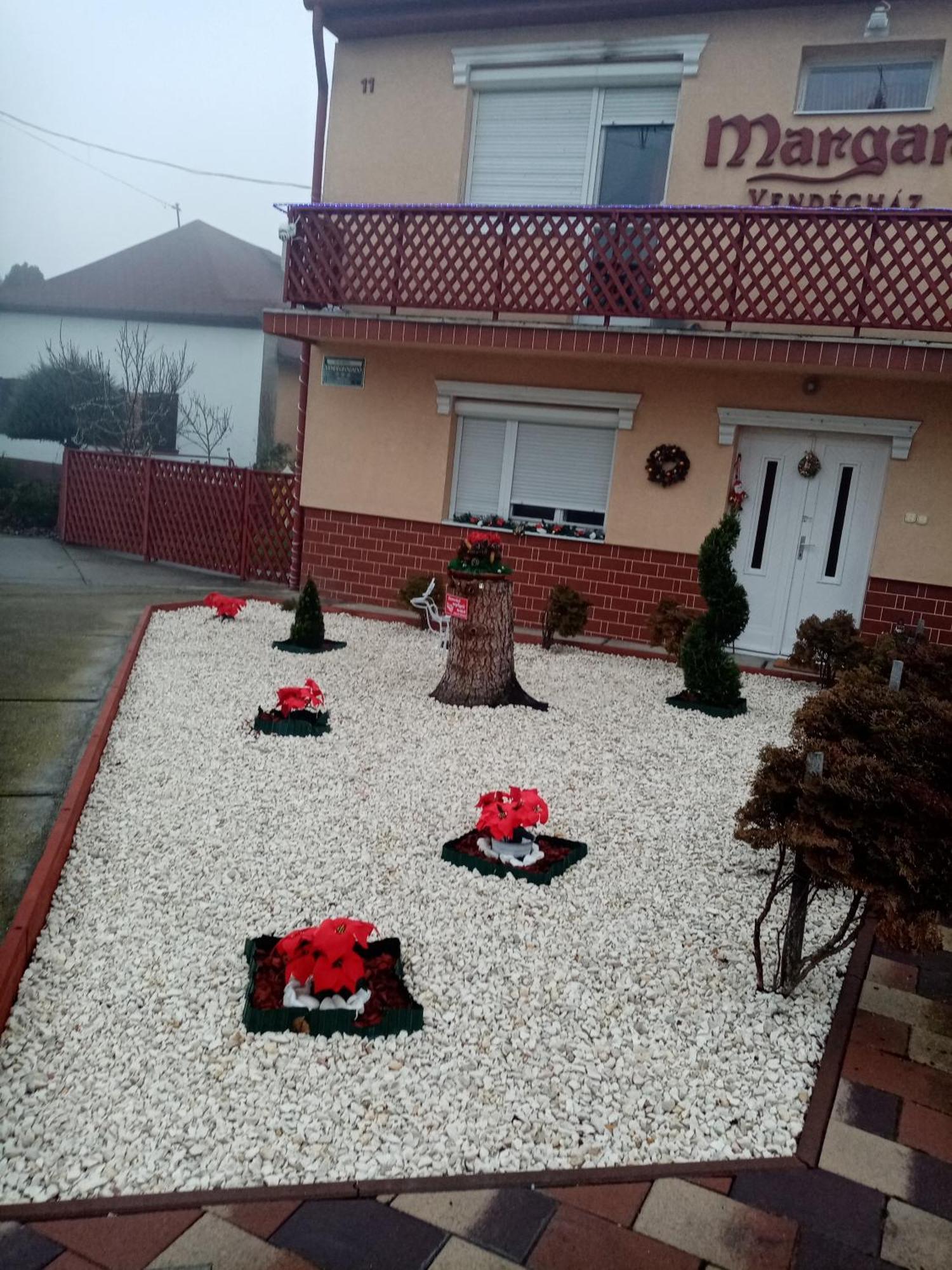 Margaret Apartman Egerszalok Luaran gambar