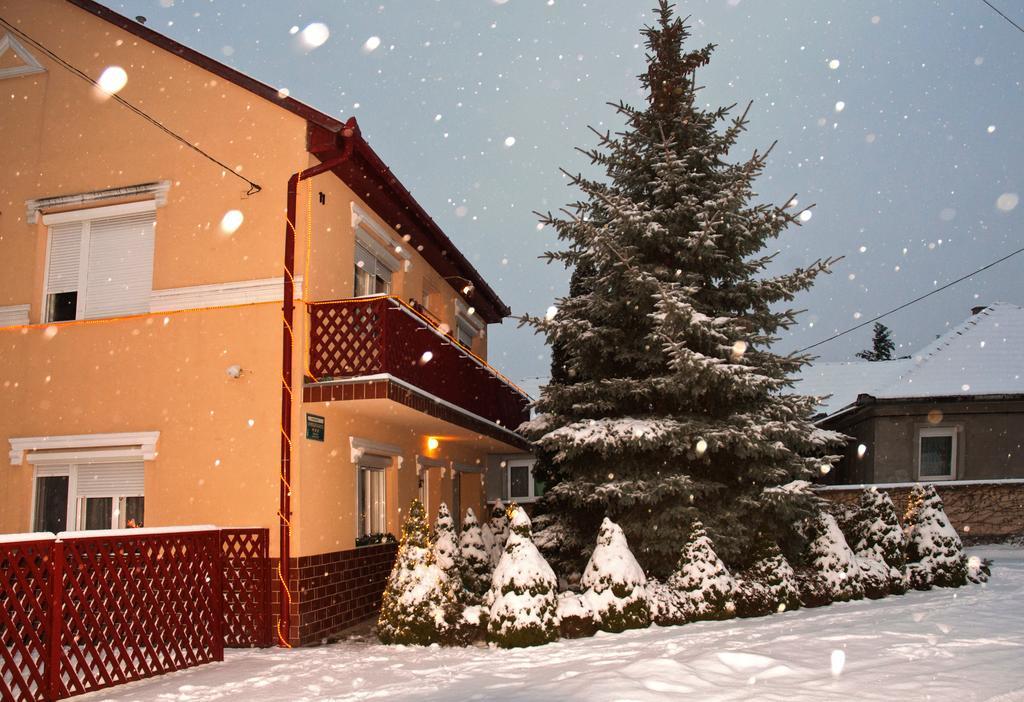 Margaret Apartman Egerszalok Luaran gambar