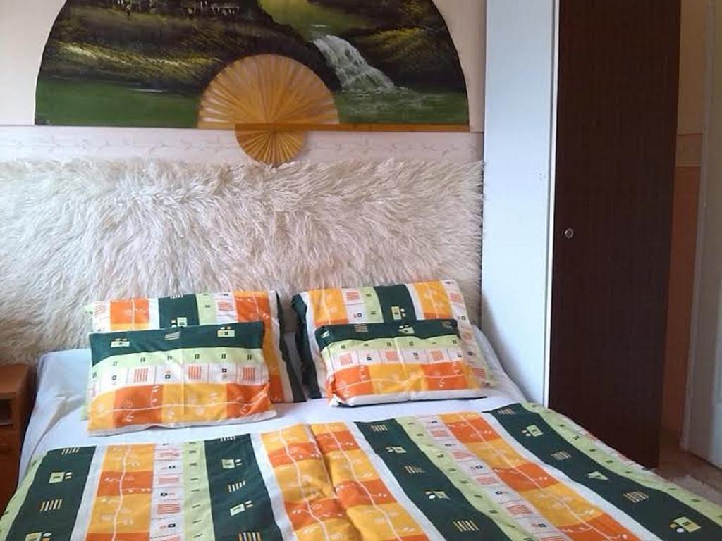 Margaret Apartman Egerszalok Bilik gambar